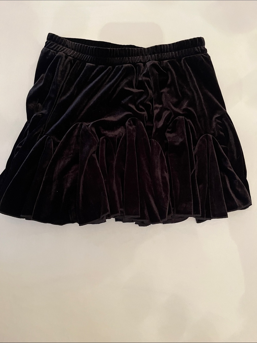 SHEIN Black Velvet Ruffle Hem Skater Skirt